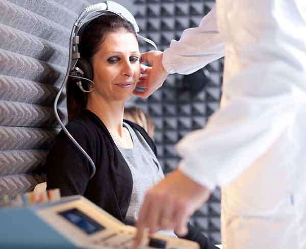 How to Work with Your Audiologist to Get The Most Out of Your Hearing Device